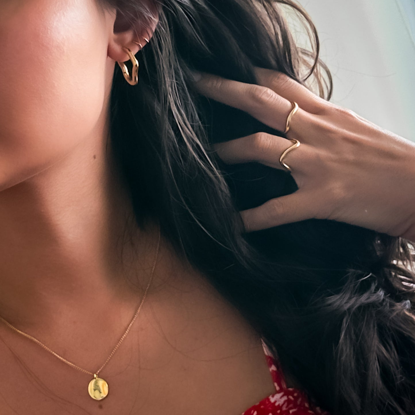 Medium Bossa Hoops